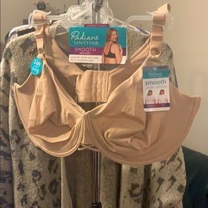Radiant Vanity Fair bra, size 44DDD!